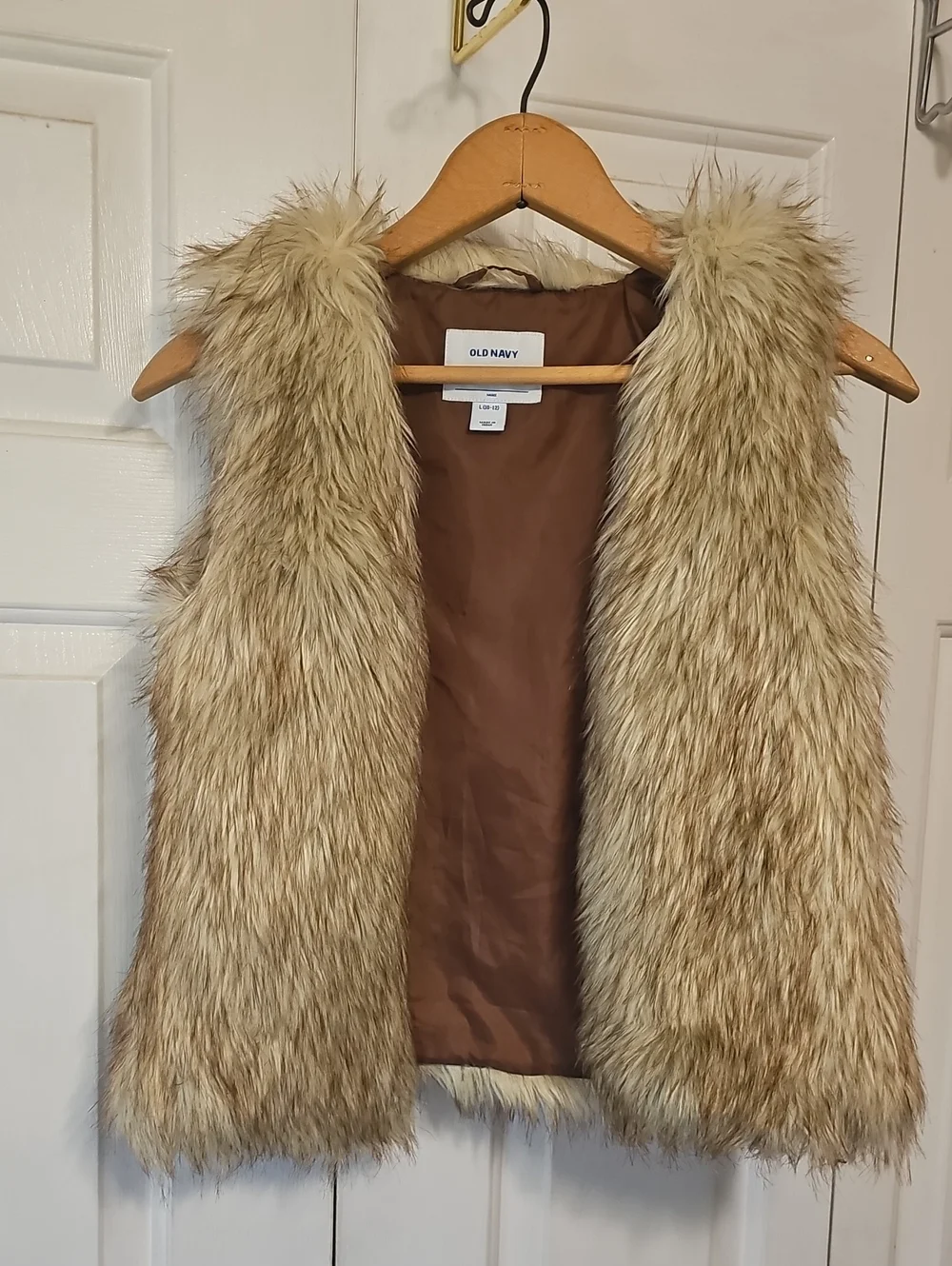 Old Navy Faux Fur Vest in Beige and Brown